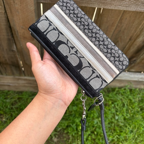 Coach East/West Patchwork Striped Shoulder Bag & Wristlet Set - Picture 6 of 8